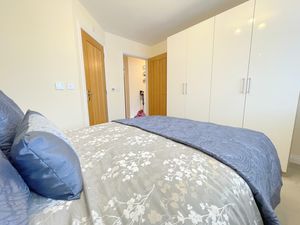 SPRINGFIELD MEADOWS- click for photo gallery